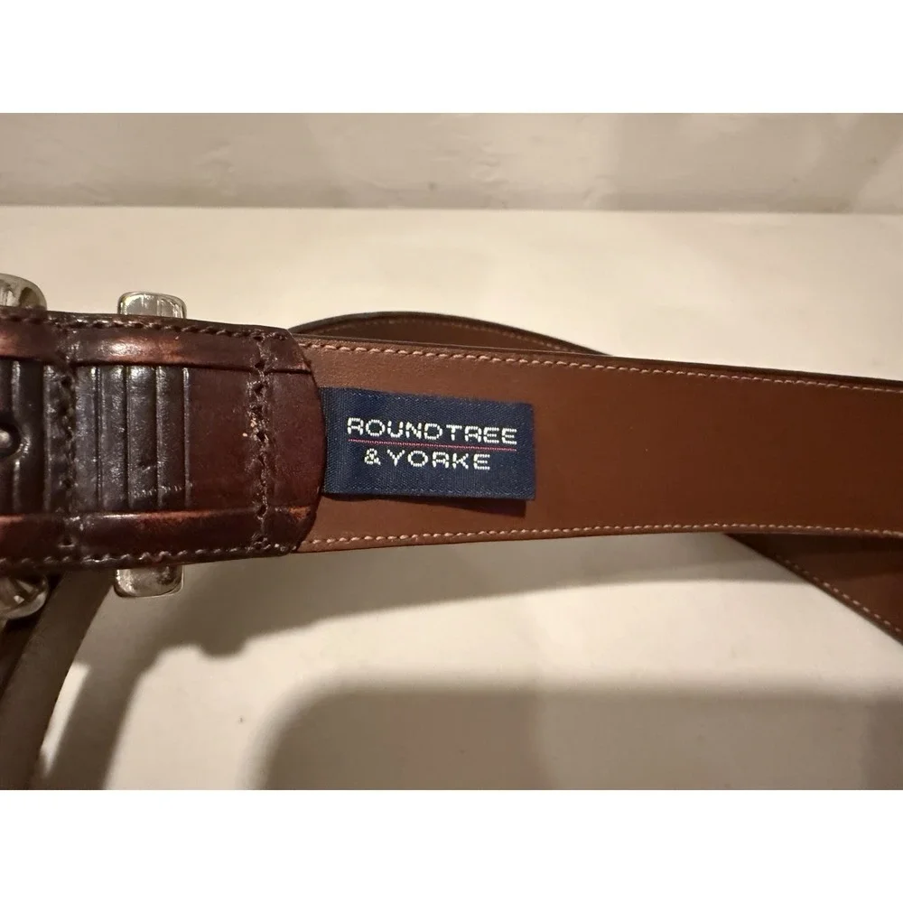 Roundtree & Yorke Leather Belt 36 Full Grain Cowhide Brown Solid Brass